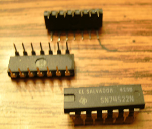 Lot of 24: Texas Instruments SN74S22N