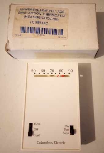 UNUSED Columbus Electric 2E514C Low Voltage Thermostat Pic 1